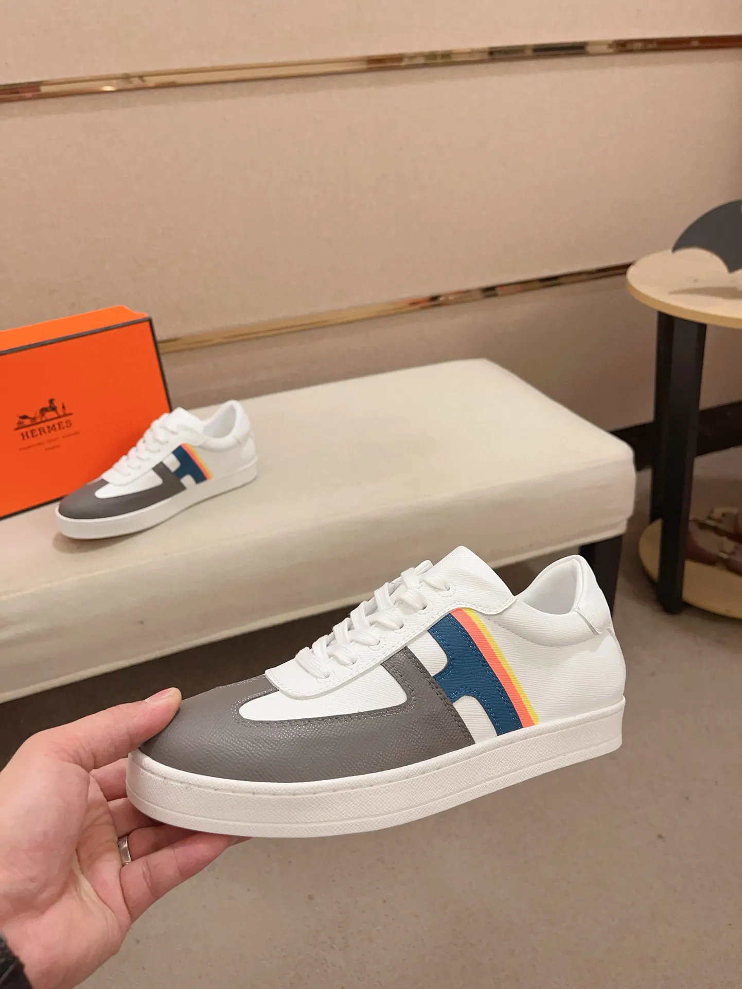 Men's clothing and shoes💰: 400💰《HERMES》【Classic Original Version】Hermès; Top 🔝 Purchasing Agency 🔍🔍Men's latest 🇺🇸 counter sales simultaneously, original ▲▲cowhide imported from Italy ▲▲Exquisite workmanship (Italian 🇮🇹Imported water-dyed 🐂cowhide lining) sole: original sole provided by the original factory, ⚠️exclusive double-layer activity·TPR·rubber·combined molded outsole; Code number: 38-44 (45/46 can be customized, non-refundable)